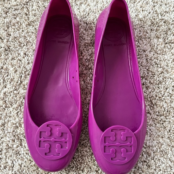 Tory Burch Shoes - TORY BURCH Reva jelly flats